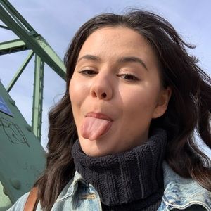 Meet your Posher, Juliana